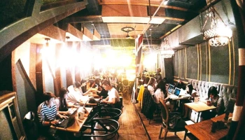 奥萝茉cafe北车店 - 台北市
