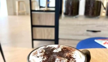 洞心咖啡廳Heartbeat Cafe-新竹東區咖啡廳/下午茶/手作甜點 手沖/精品/義式咖啡 輕食/蛋糕 咖啡課程體驗 桌遊/親子/包場/約會/網美/打卡 人氣熱門好評推薦 Ptt Dcard - 新竹市