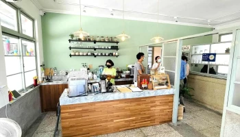 眺港café - 961台湾台東縣成功鎮中山東路57號