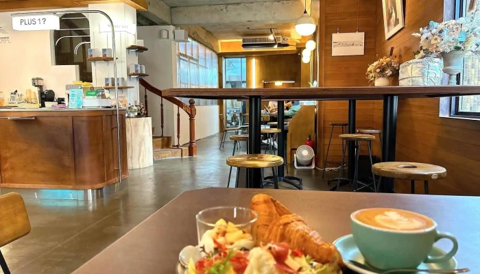 1 Plus Cafe (Tainan Ximen) - 台南市