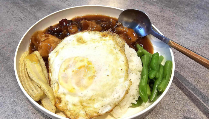 上飲-複合式餐飲店（手搖飲/簡餐） - 209連江縣南竿鄉65號