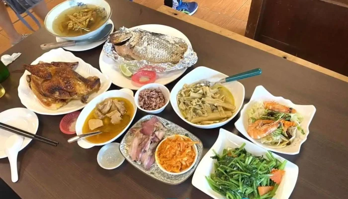 兩津農莊食堂 - 97348台湾花蓮縣吉安鄉南華六街129號