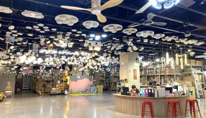 华灯市灯具高雄左营区北高雄店 - 高雄市