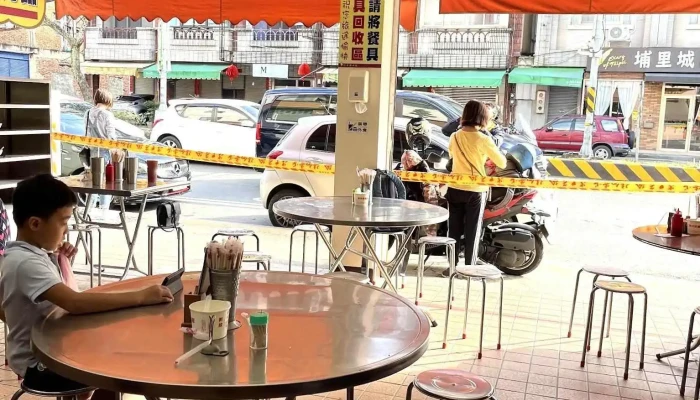 李仔哥爌肉饭 - 545台湾南投縣埔里鎮信義路326號