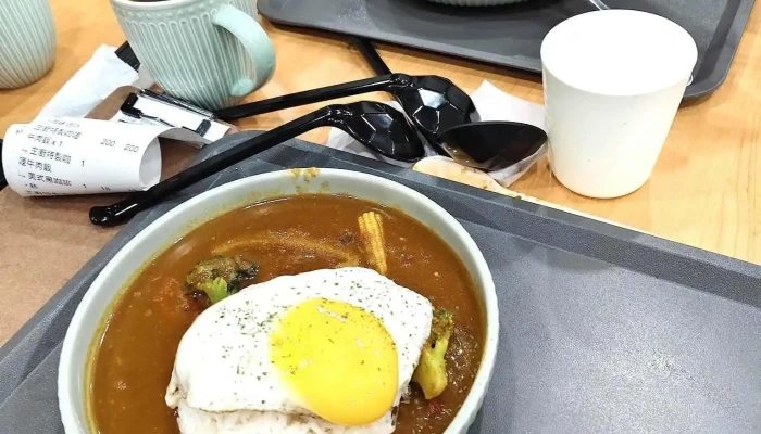 樸樂咖啡_南投南陽店｜南投美食｜親子友善｜烏龍麵｜丼飯｜義大利麵｜燉飯｜盤餐｜早午晚餐 - 南投縣南投市