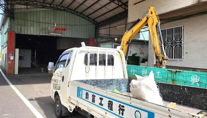 樹澄室內裝修有限公司 鈞富工程行 輕鋼架 輕隔間 潭子駐點 - Taichung City, Tanzi District