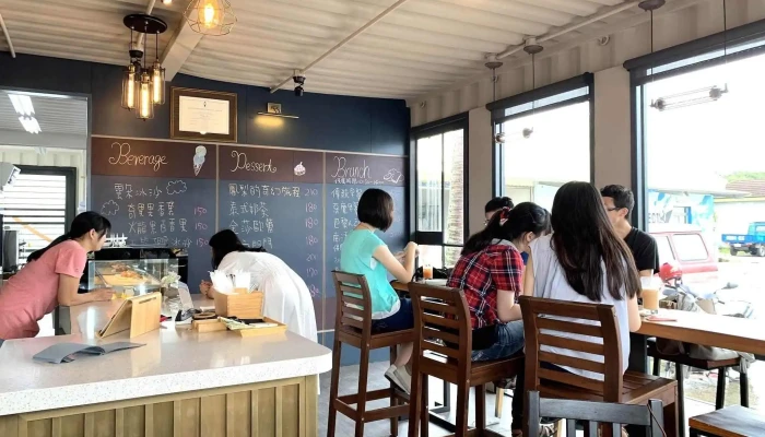 珊珊来食 - 946台湾屏東縣恆春鎮南灣路856號