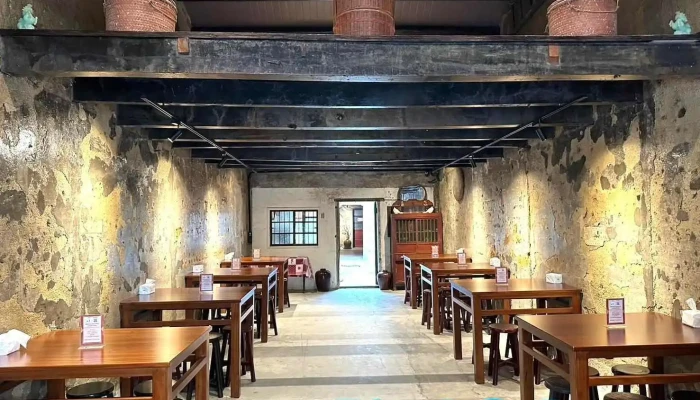 隐灶脚百年老厝餐馆 - 桃園市